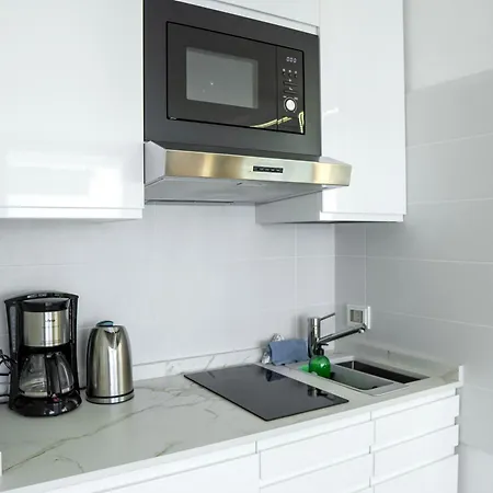 Colourful Bright Centred Aparment With Ocean View 911, Ponderosa Apartman *