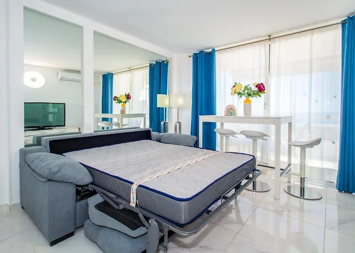 アパート Colourful Bright Centred Aparment With Ocean View 911, Ponderosa Playa Feñabe