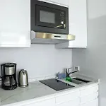 Colourful Bright Centred Aparment With Ocean View 911, Ponderosa شقة *